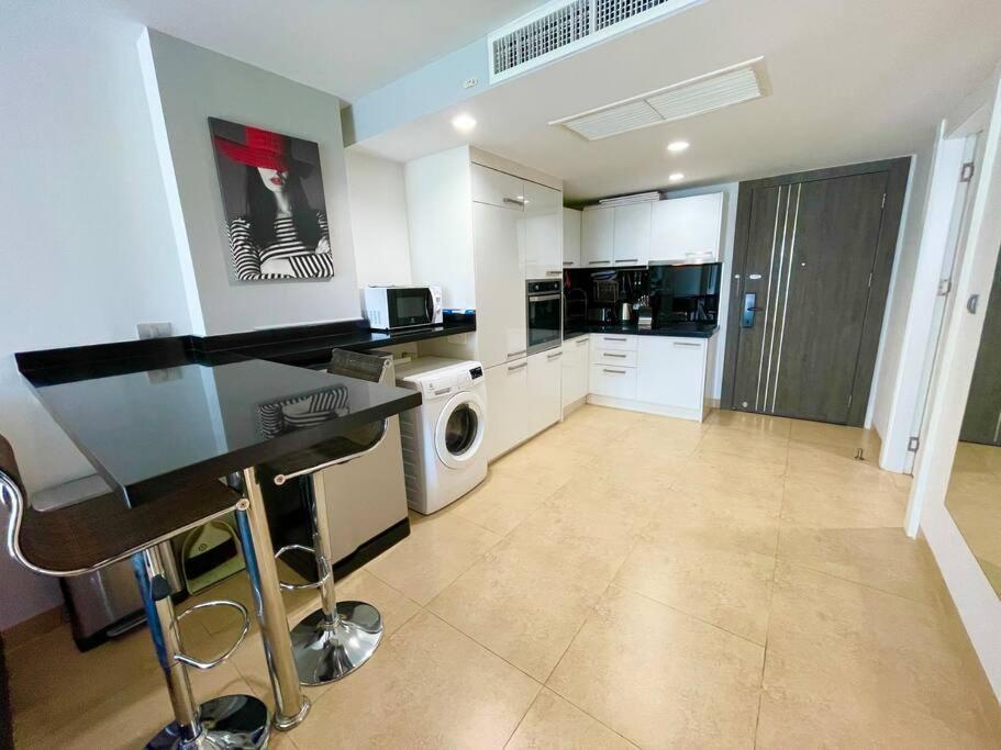 60Sqm Luxury 1 Bed - Pattaya City Centre - Centara Avenue Residences - 704 Exterior foto